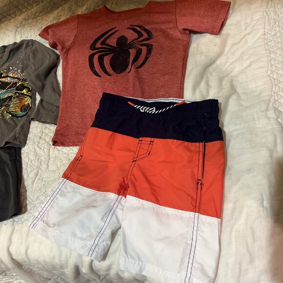 Lot Of Boys Size 5 Tops, Shorts Swim Trunks Diff Brand. 4 Piece Lot 2 Short Sets - Picture 3 of 8